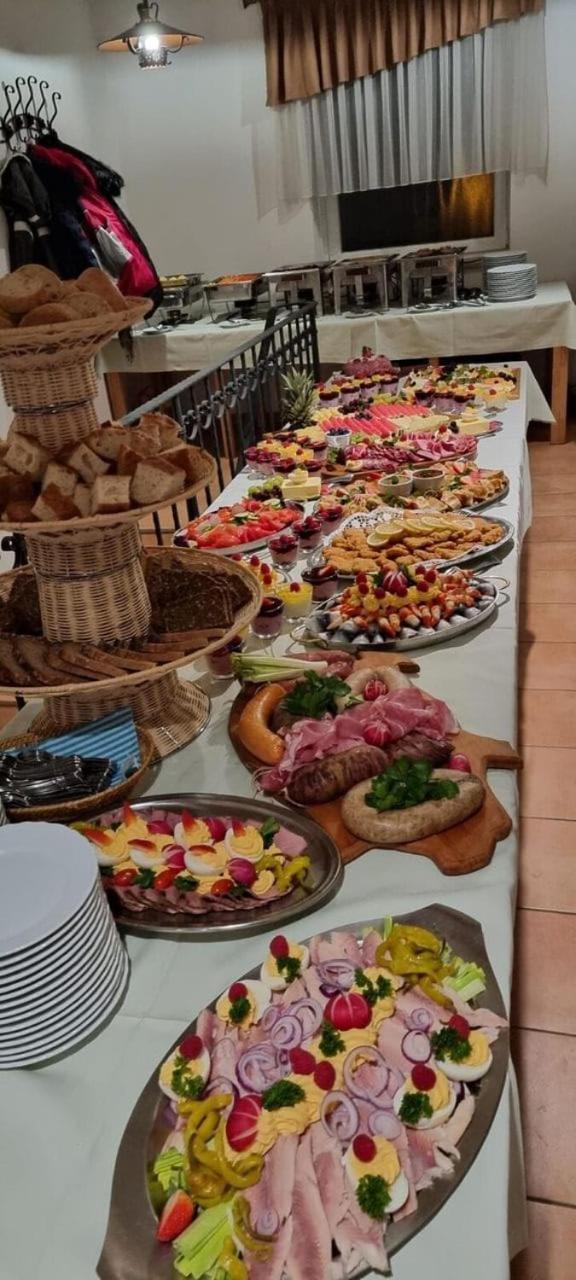 Hotel Zur Krone Hasselfelde Dış mekan fotoğraf