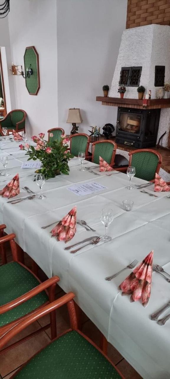 Hotel Zur Krone Hasselfelde Dış mekan fotoğraf