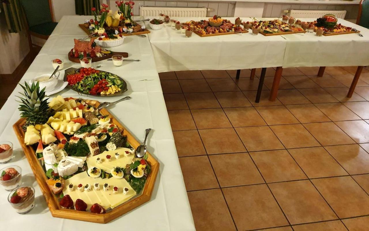 Hotel Zur Krone Hasselfelde Dış mekan fotoğraf